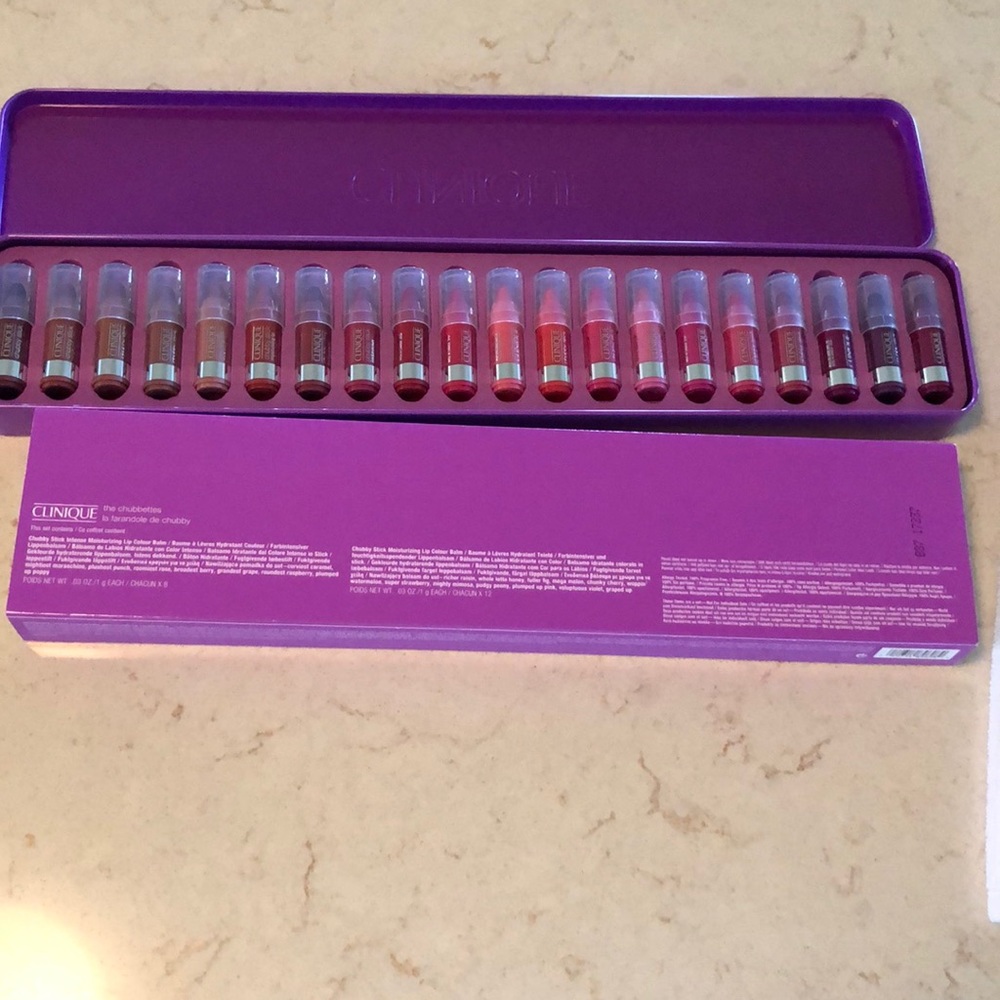 Clinique Chubby Stick Lipstick Gift Set - Picture 4 of 4